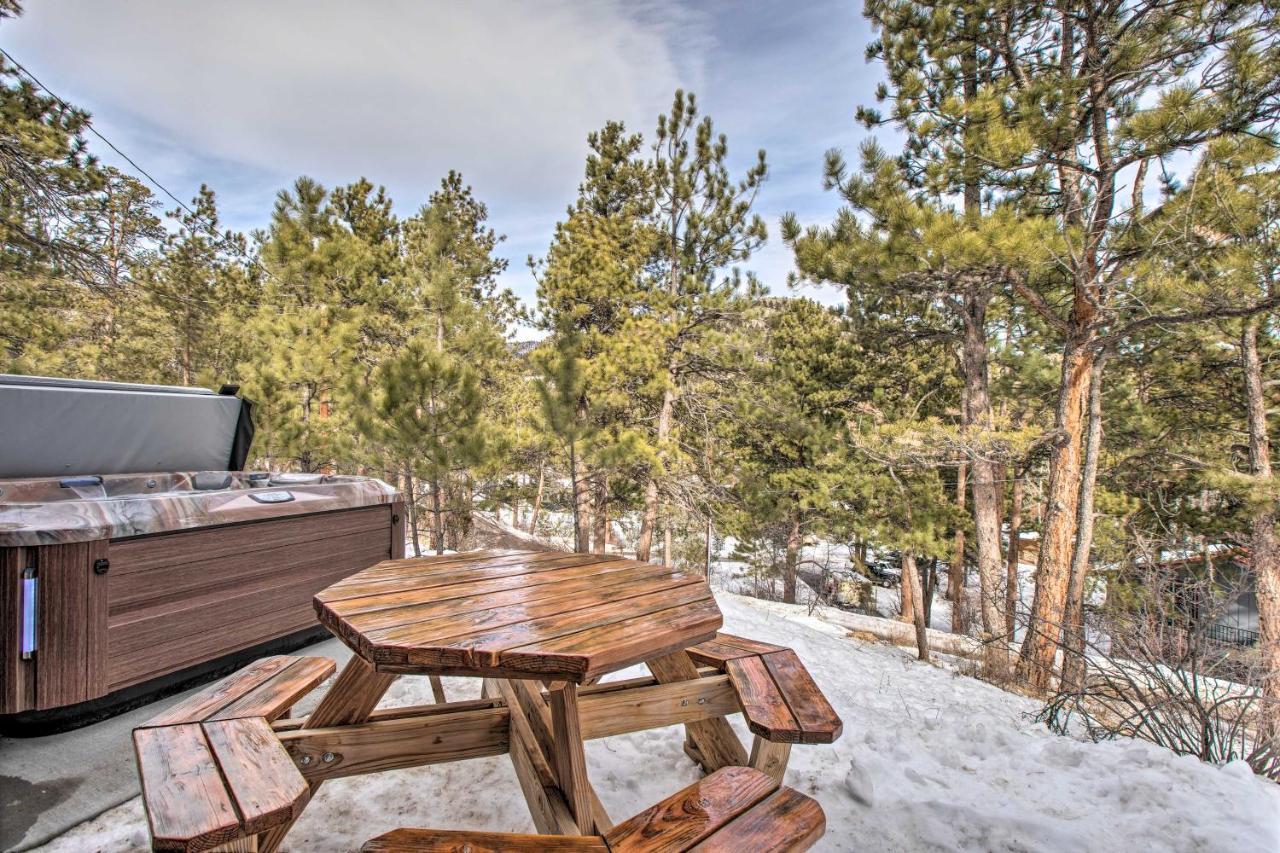 Luxe Updated Home With Grill And Hot Tub 4 Mi To Rmnp استيس بارك المظهر الخارجي الصورة